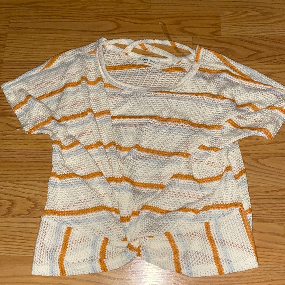 Cropped shirt